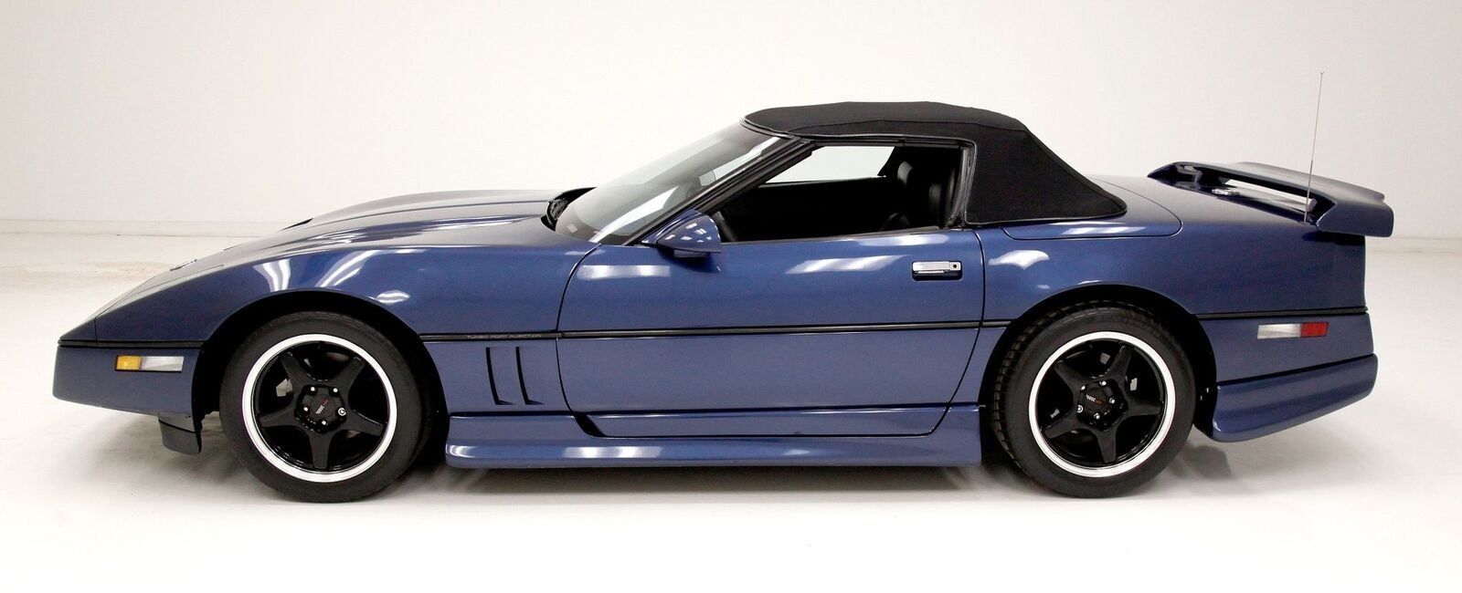 Chevrolet-Corvette-Cabriolet-1987-Blue-Gray-253776-1