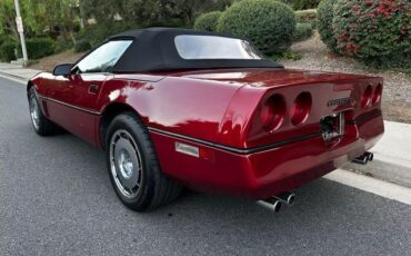 Chevrolet-Corvette-Cabriolet-1987-Red-Black-297600-5