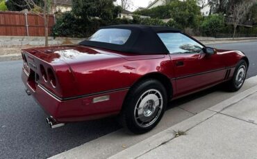 Chevrolet-Corvette-Cabriolet-1987-Red-Black-297600-9