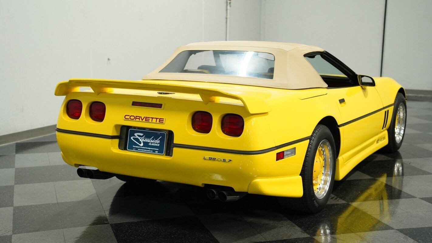 Chevrolet-Corvette-Cabriolet-1987-Yellow-Tan-87403-10