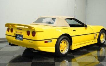 Chevrolet-Corvette-Cabriolet-1987-Yellow-Tan-87403-11