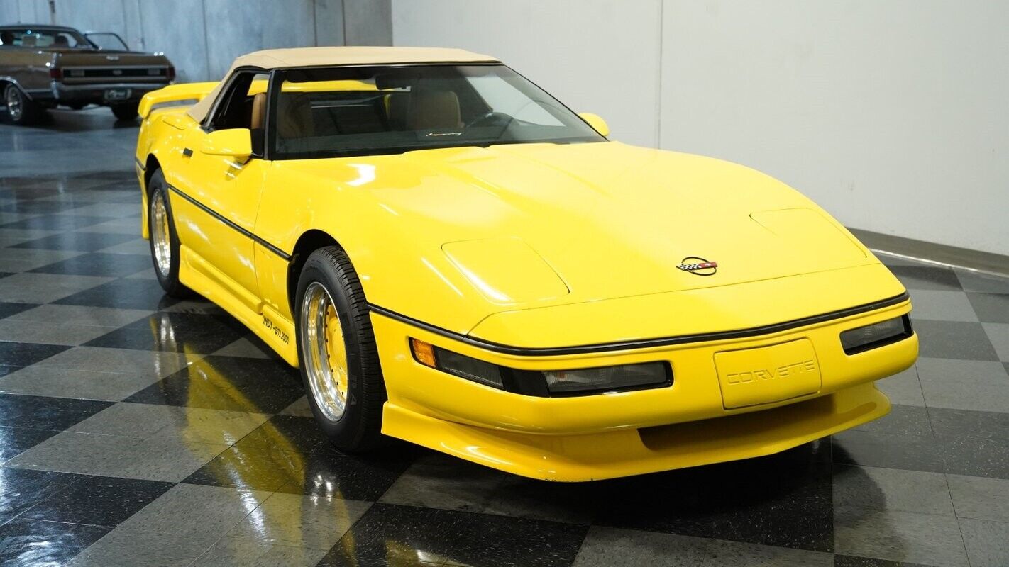 Chevrolet-Corvette-Cabriolet-1987-Yellow-Tan-87403-14