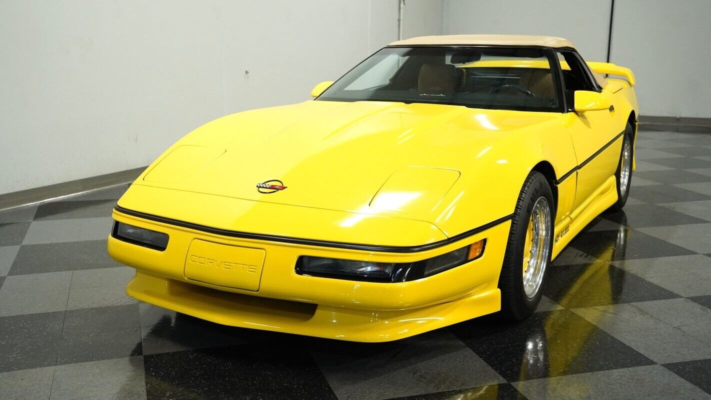 Chevrolet-Corvette-Cabriolet-1987-Yellow-Tan-87403-16