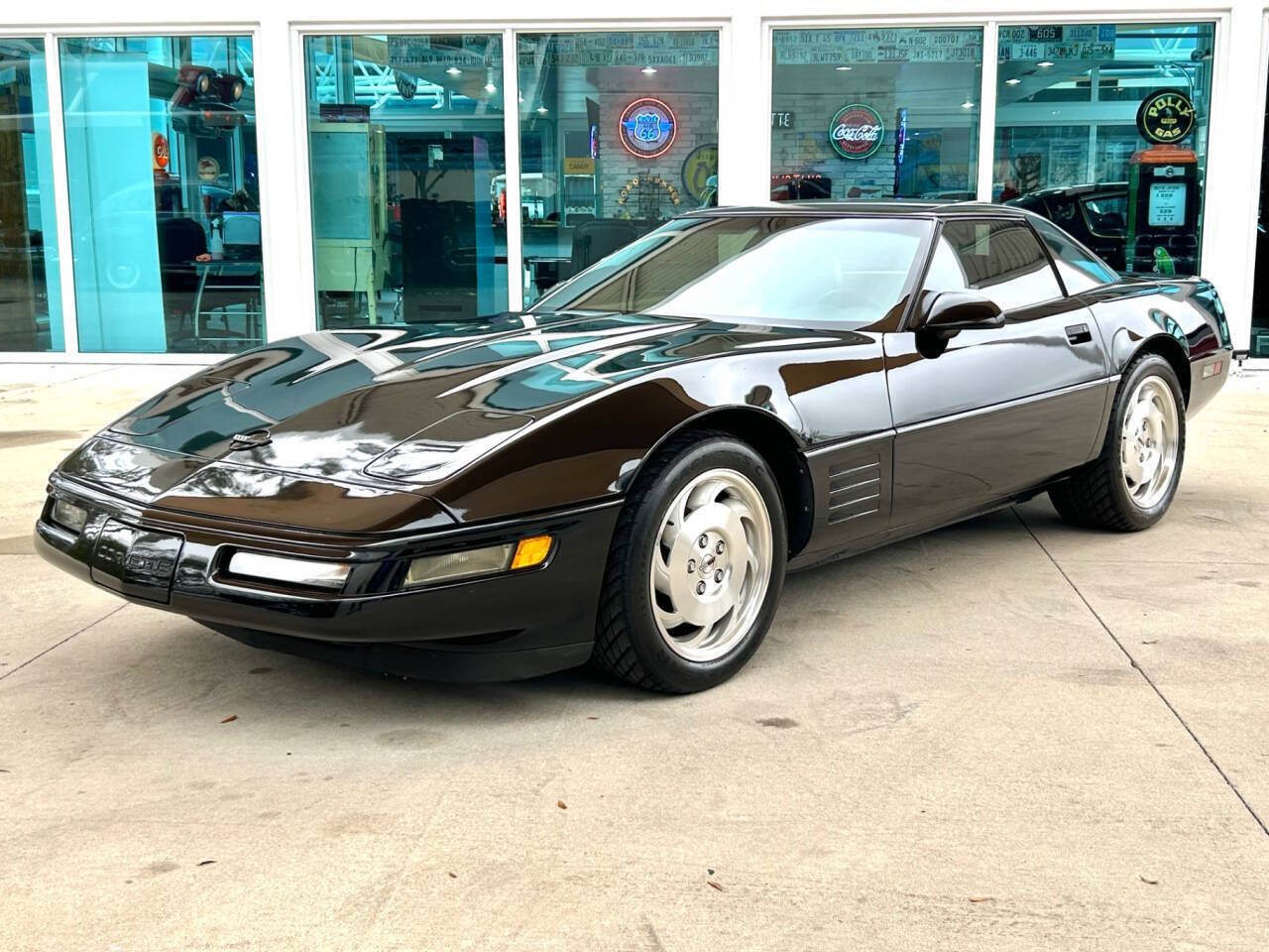 Chevrolet-Corvette-Cabriolet-1993-Black-Black-45995-9