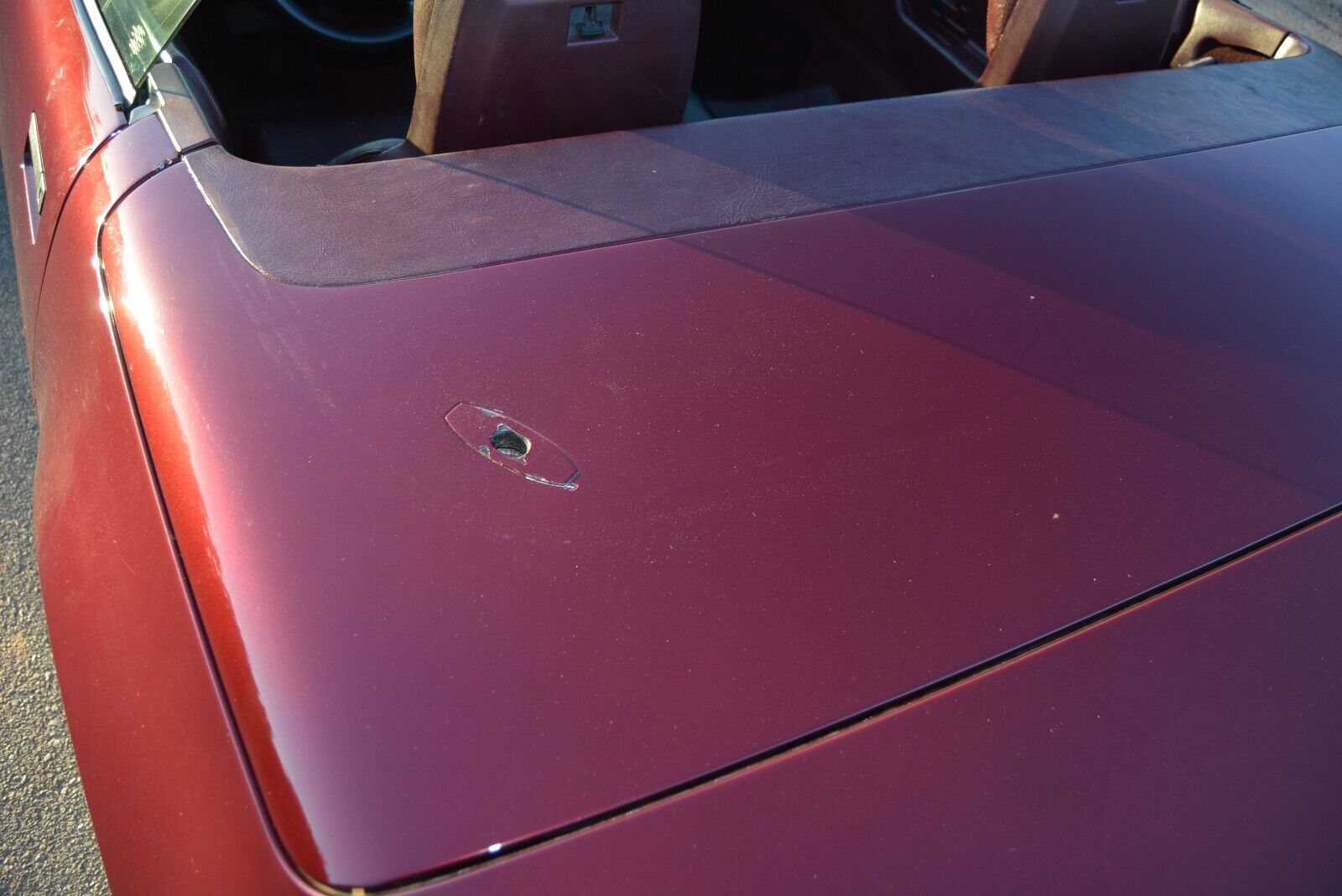 Chevrolet-Corvette-Cabriolet-1993-Burgundy-Burgundy-113716-27