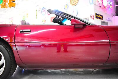 Chevrolet-Corvette-Cabriolet-1993-Burgundy-Burgundy-65856-8