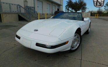 Chevrolet-Corvette-Cabriolet-1995-White-Black-98460-11