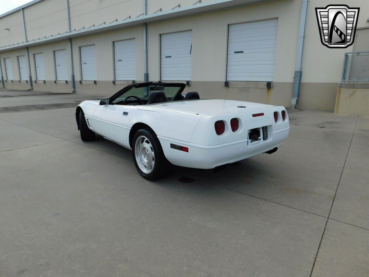 Chevrolet-Corvette-Cabriolet-1995-White-Black-98460-8