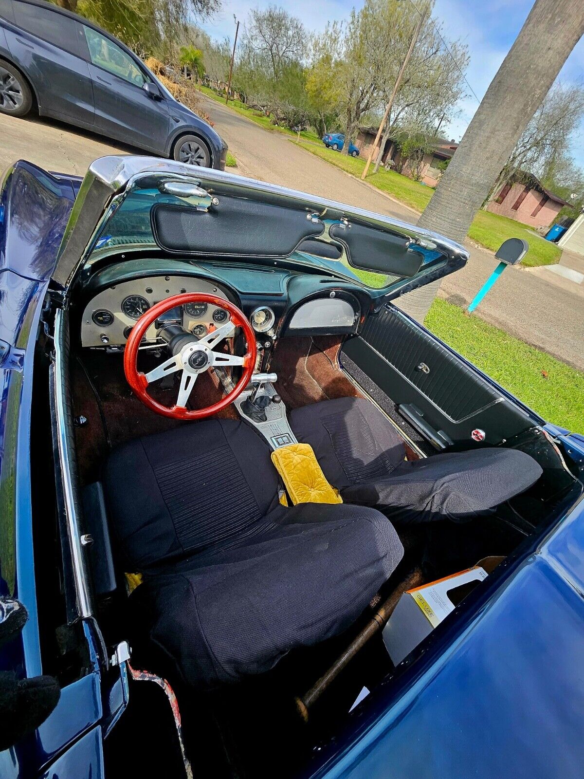 Chevrolet-Corvette-Coupe-1963-Blue-Black-19956-7