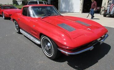 Chevrolet-Corvette-Coupe-1963-Red-Tan-20722-10