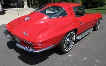 Chevrolet-Corvette-Coupe-1963-Red-Tan-20722-11