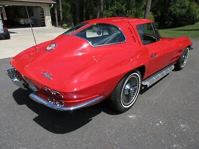 Chevrolet-Corvette-Coupe-1963-Red-Tan-20722-11