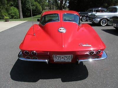 Chevrolet-Corvette-Coupe-1963-Red-Tan-20722-12