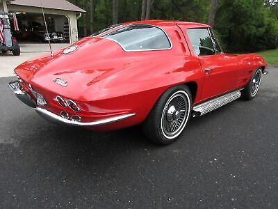 Chevrolet-Corvette-Coupe-1963-Red-Tan-20722-4