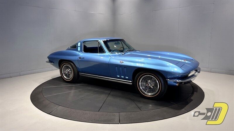 Chevrolet-Corvette-Coupe-1965-Blue-Blue-148253-11