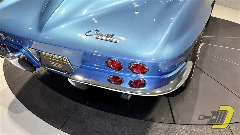 Chevrolet-Corvette-Coupe-1965-Blue-Blue-148253-24