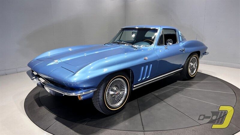 Chevrolet-Corvette-Coupe-1965-Blue-Blue-148253-27