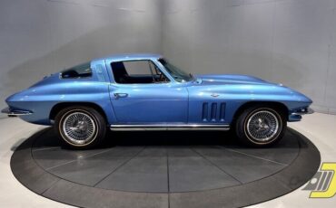 Chevrolet-Corvette-Coupe-1965-Blue-Blue-148253-32