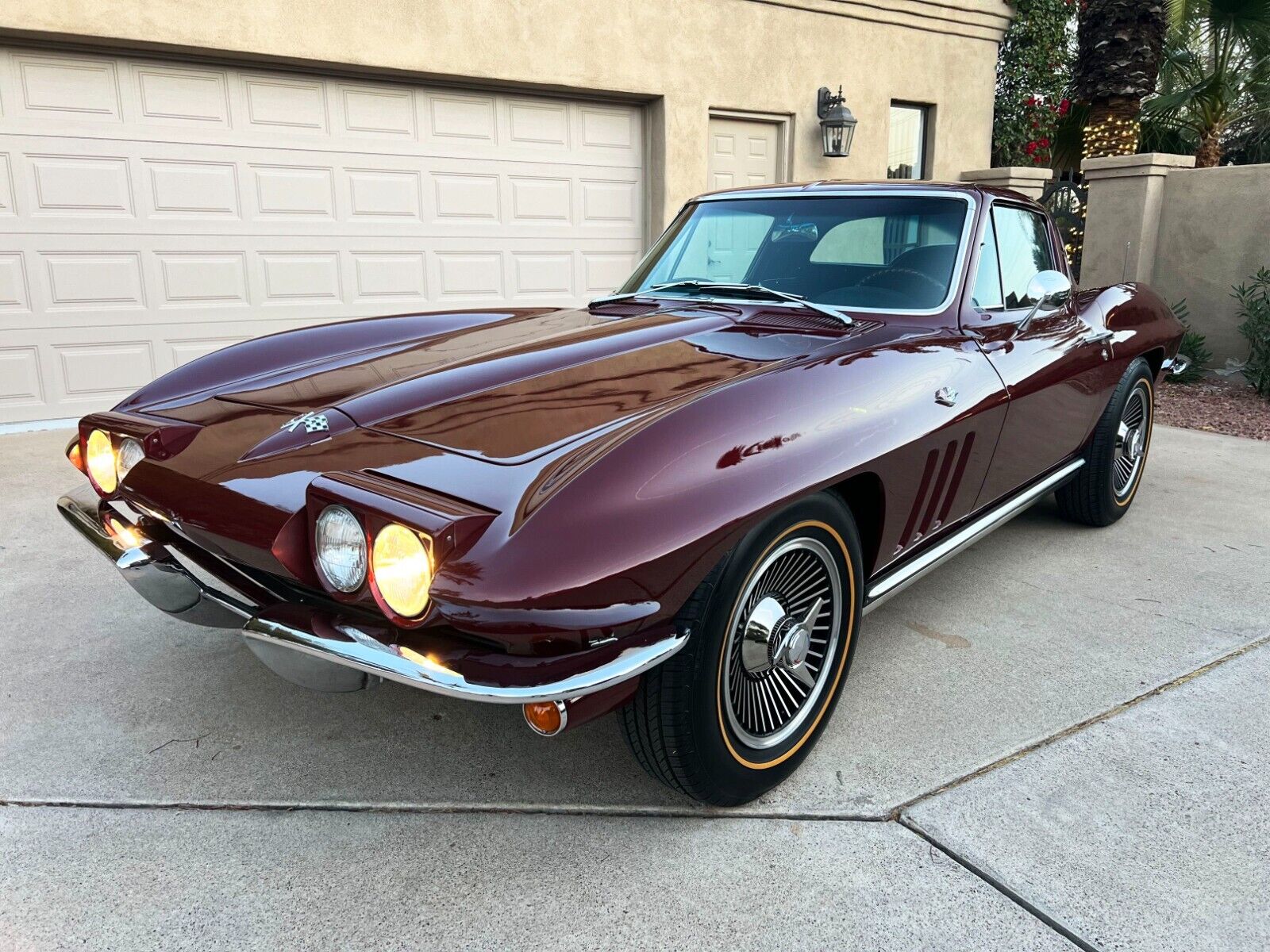 Chevrolet-Corvette-Coupe-1965-Burgundy-Black-131649-21