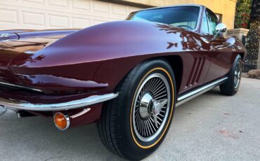 Chevrolet-Corvette-Coupe-1965-Burgundy-Black-131649-7