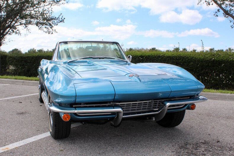 Chevrolet-Corvette-Coupe-1966-Blue-Blue-145232-5