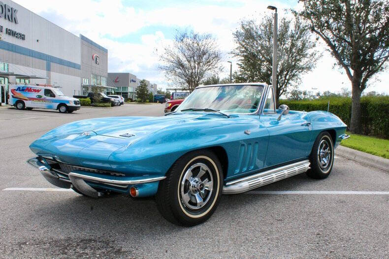 Chevrolet-Corvette-Coupe-1966-Blue-Blue-145232-7