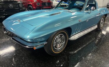 Chevrolet-Corvette-Coupe-1966-NASSAU-BLUE-Blue-386-10