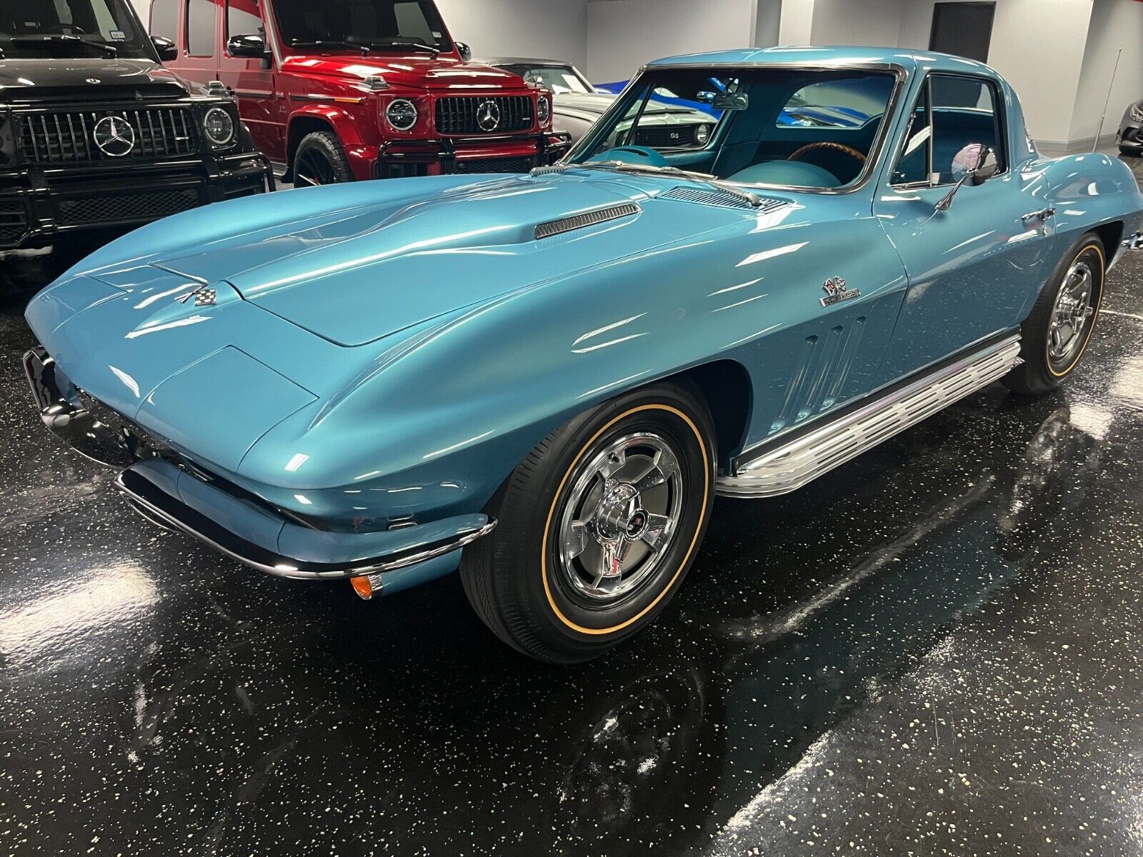 Chevrolet-Corvette-Coupe-1966-NASSAU-BLUE-Blue-386-10