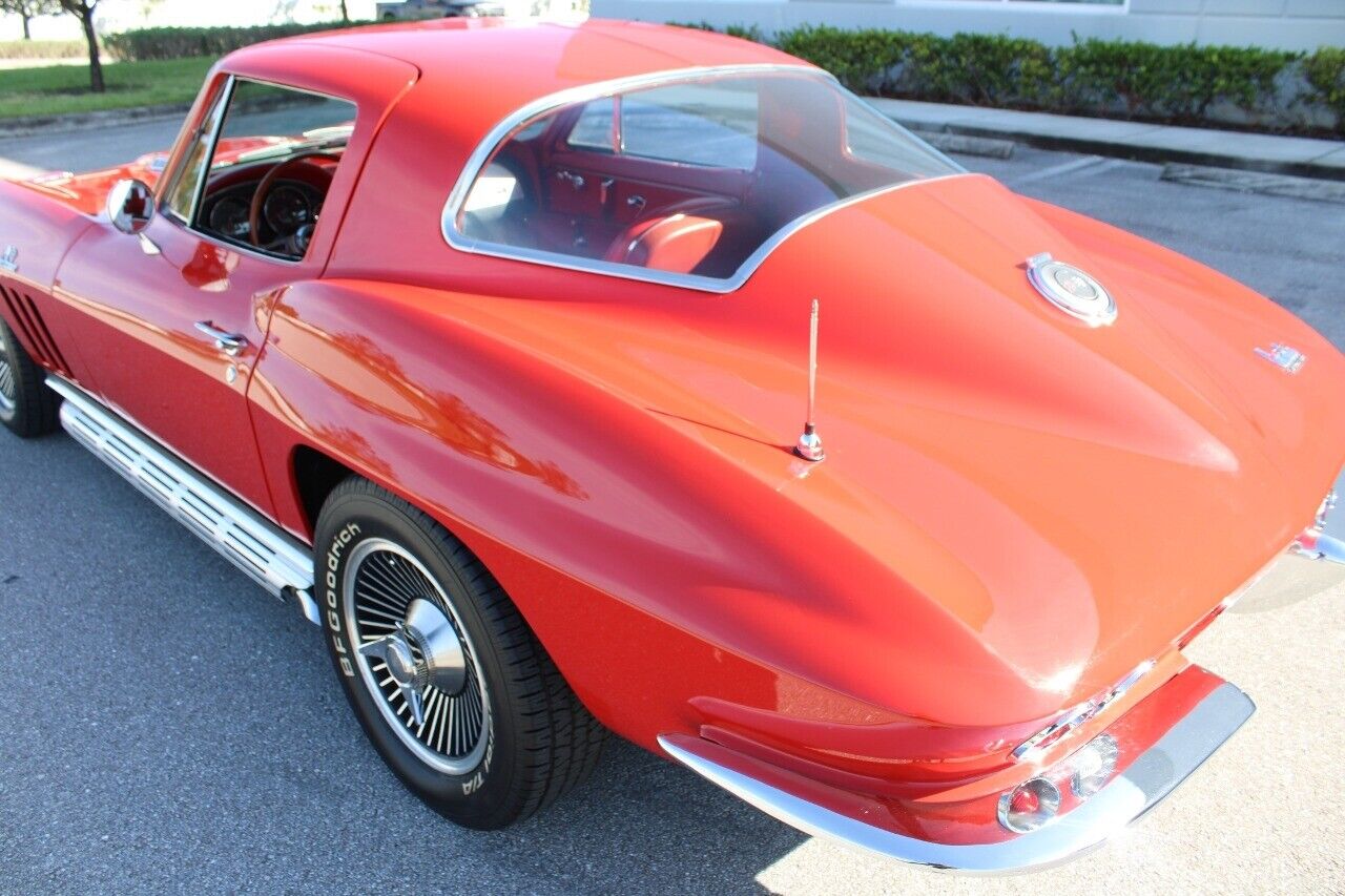 Chevrolet-Corvette-Coupe-1966-Red-Red-34063-11