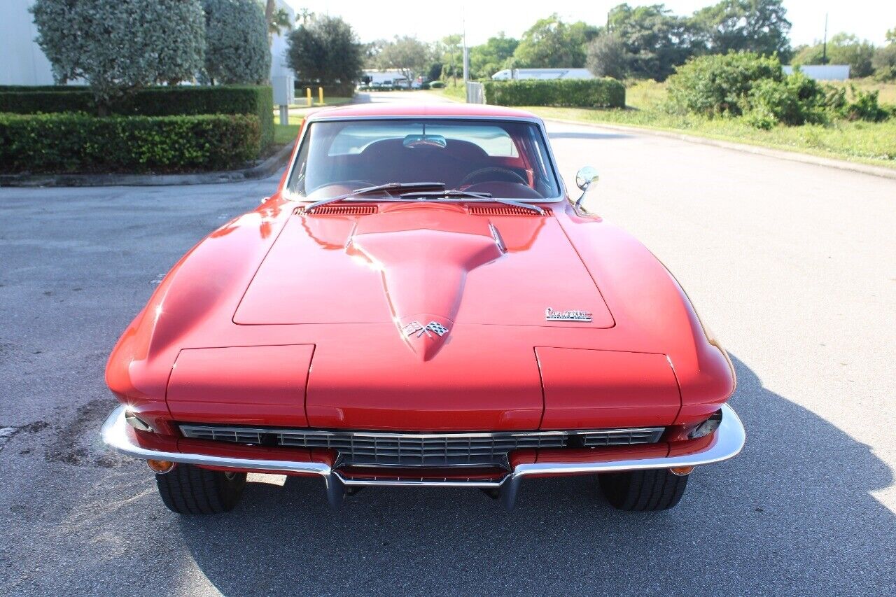 Chevrolet-Corvette-Coupe-1966-Red-Red-34063-4