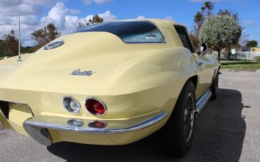 Chevrolet-Corvette-Coupe-1966-Yellow-Black-70967-7