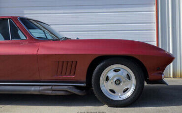 Chevrolet-Corvette-Coupe-1967-Burgundy-Black-91997-10