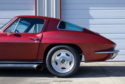 Chevrolet-Corvette-Coupe-1967-Burgundy-Black-91997-4