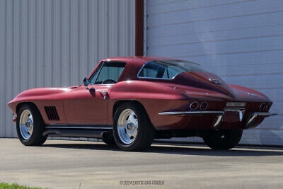 Chevrolet-Corvette-Coupe-1967-Burgundy-Black-91997-5