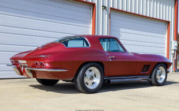 Chevrolet-Corvette-Coupe-1967-Burgundy-Black-91997-7