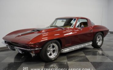 Chevrolet-Corvette-Coupe-1967-Marlboro-Maroon-Saddle-23170-5