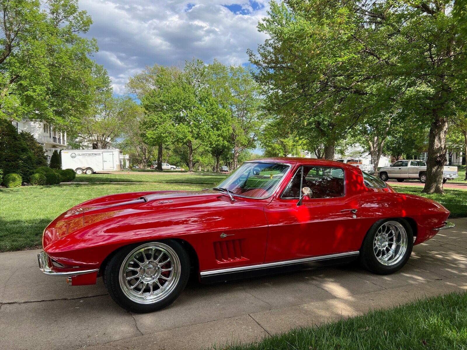 Chevrolet-Corvette-Coupe-1967-Red-Red-805-13