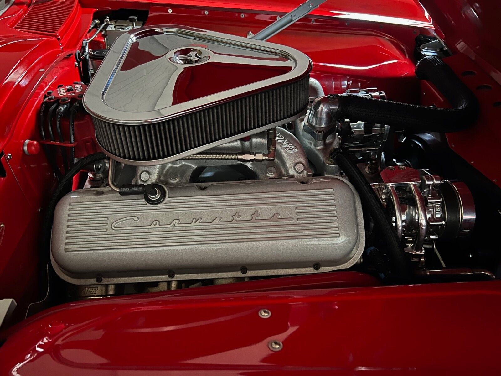 Chevrolet-Corvette-Coupe-1967-Red-Red-805-24