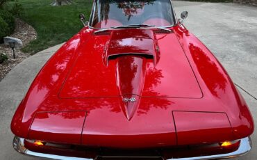 Chevrolet-Corvette-Coupe-1967-Red-Red-805-7