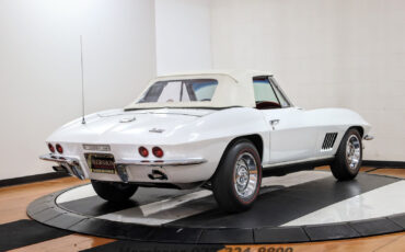 Chevrolet-Corvette-Coupe-1967-White-Red-84998-16