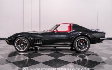 Chevrolet-Corvette-Coupe-1969-Black-Red-75200-2