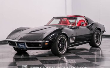 Chevrolet-Corvette-Coupe-1969-Black-Red-75200-5