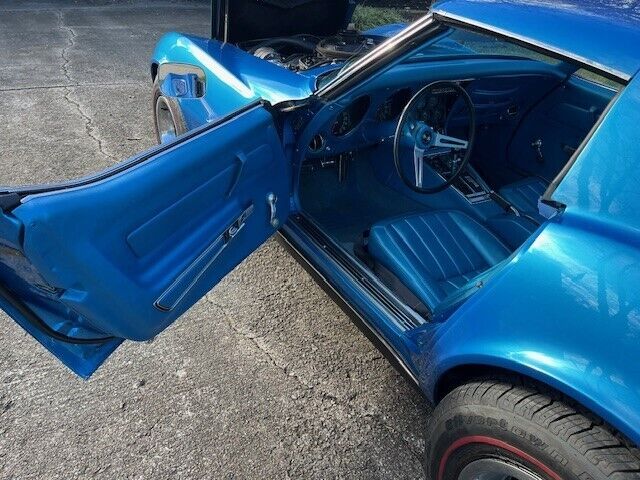 Chevrolet-Corvette-Coupe-1969-Blue-Blue-1127-10