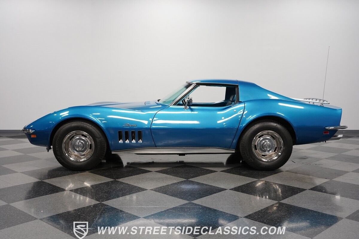 Chevrolet-Corvette-Coupe-1969-Blue-Blue-51805-2