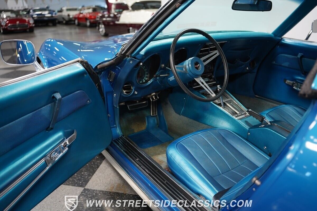 Chevrolet-Corvette-Coupe-1969-Blue-Blue-51805-4