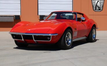 Chevrolet-Corvette-Coupe-1969-Orange-Red-119148-3