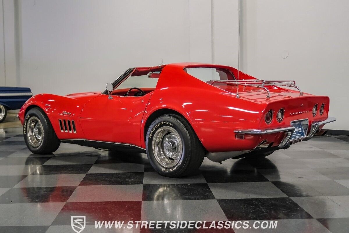 Chevrolet-Corvette-Coupe-1969-Red-Red-74376-6