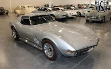 Chevrolet-Corvette-Coupe-1969-Silver-Black-61715-7