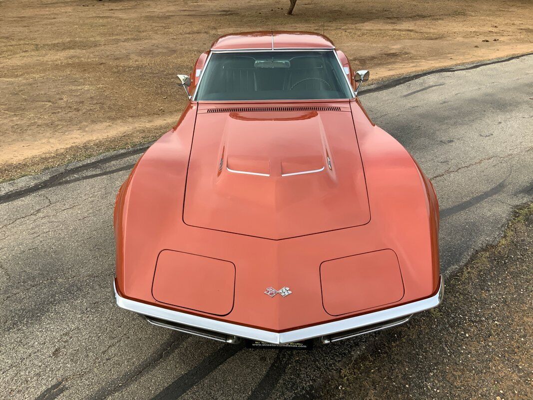 Chevrolet-Corvette-Coupe-1970-Corvette-Bronze-Black-73323-7