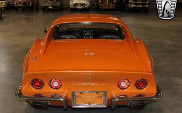 Chevrolet-Corvette-Coupe-1971-Orange-Black-113927-4